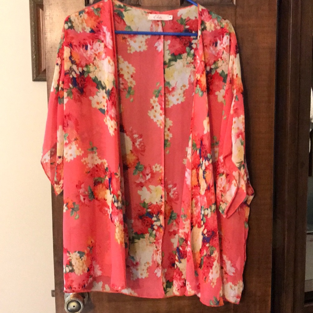 Lightweight floral kimono